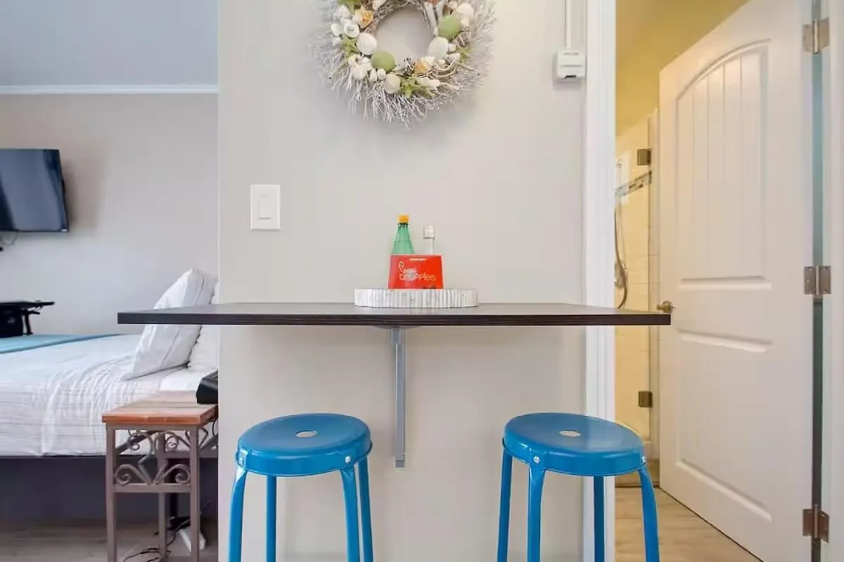 Holiday home Prime Newport Location Bay Access Walk To Fun Zone Dining Edgewater C Villa Newport Beach